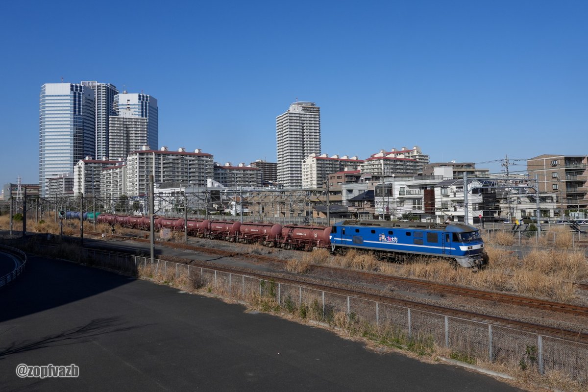 zopfvazb's tweet photo. 2026/03/12
①　8764　EF65-2085+タキ15
②　8764　EF210-109+タキ15 https://t.co/a7nfQijd3O