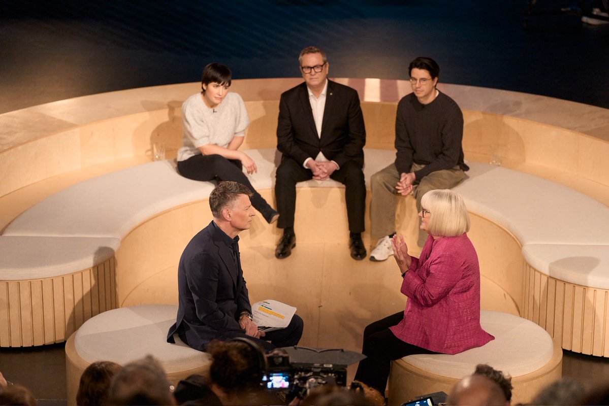 Julie Miville-Dechêne tweet media