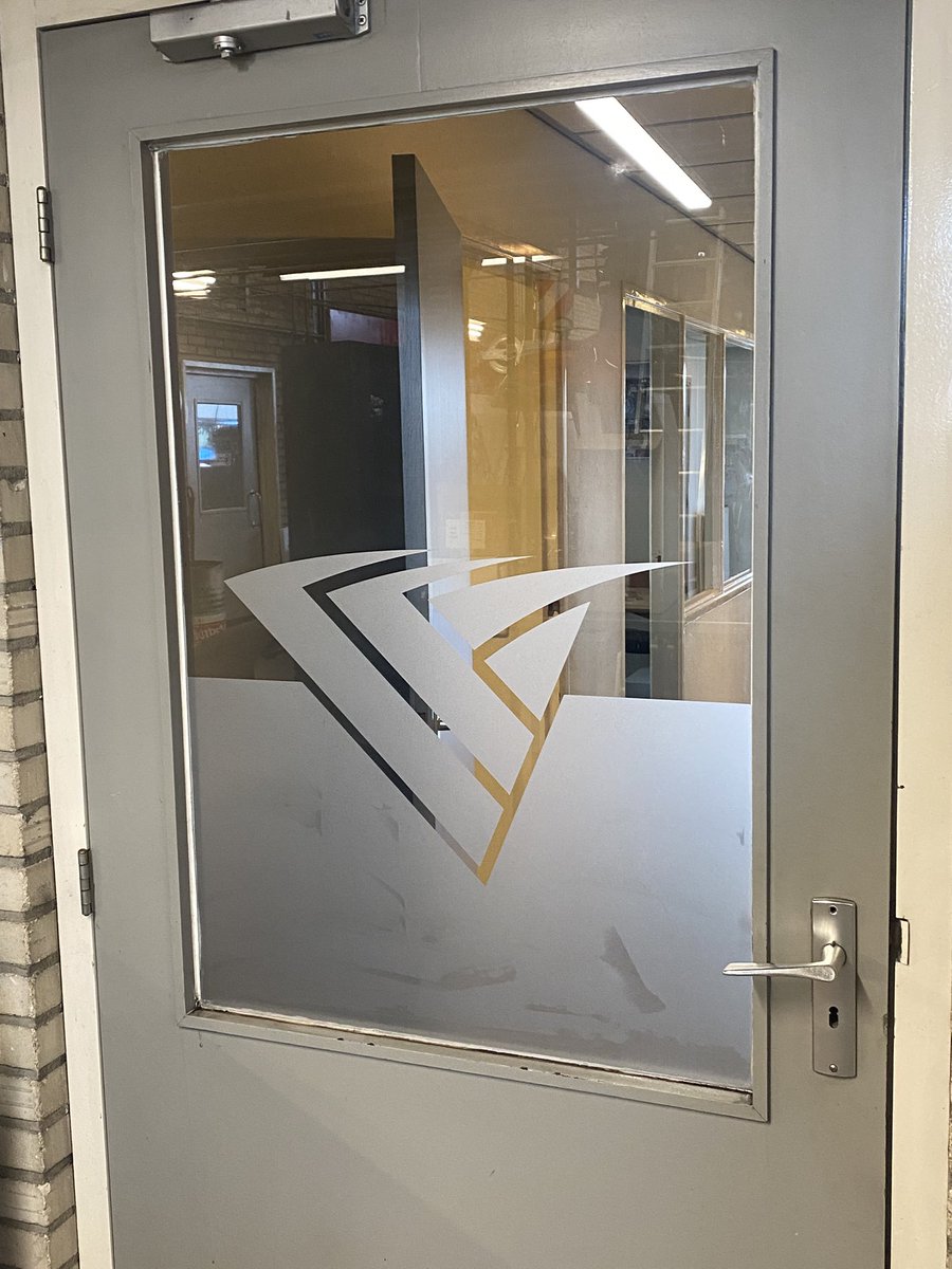 Sport&sign tweet media