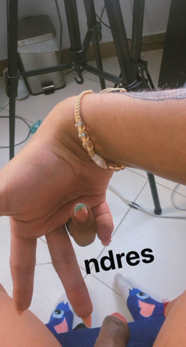 Tinaqueen_noa tweet media