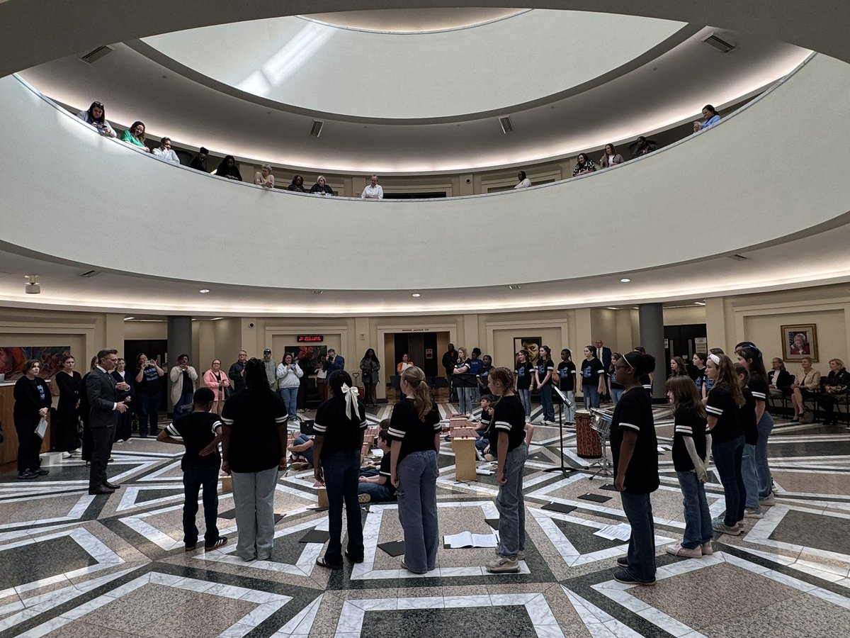 Eric Mackey tweet media