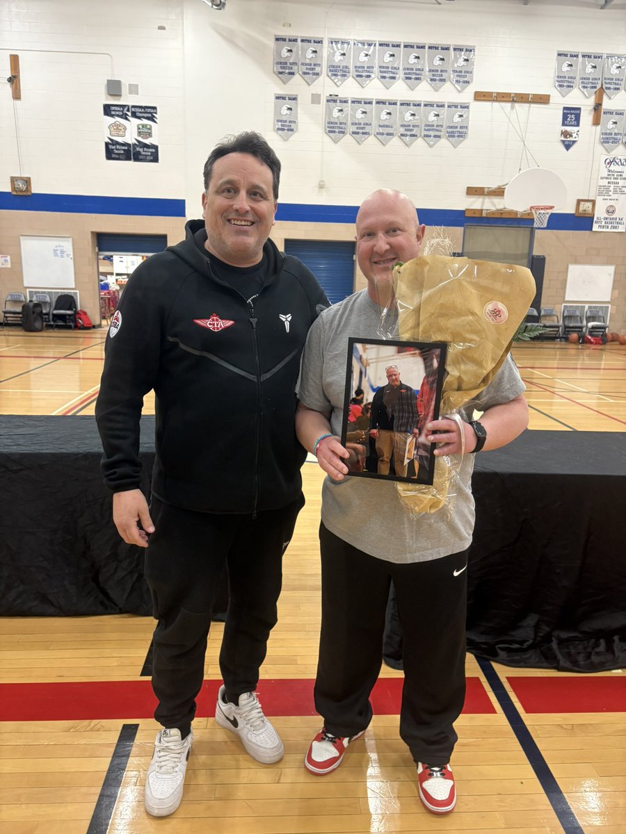 Tony House tweet media