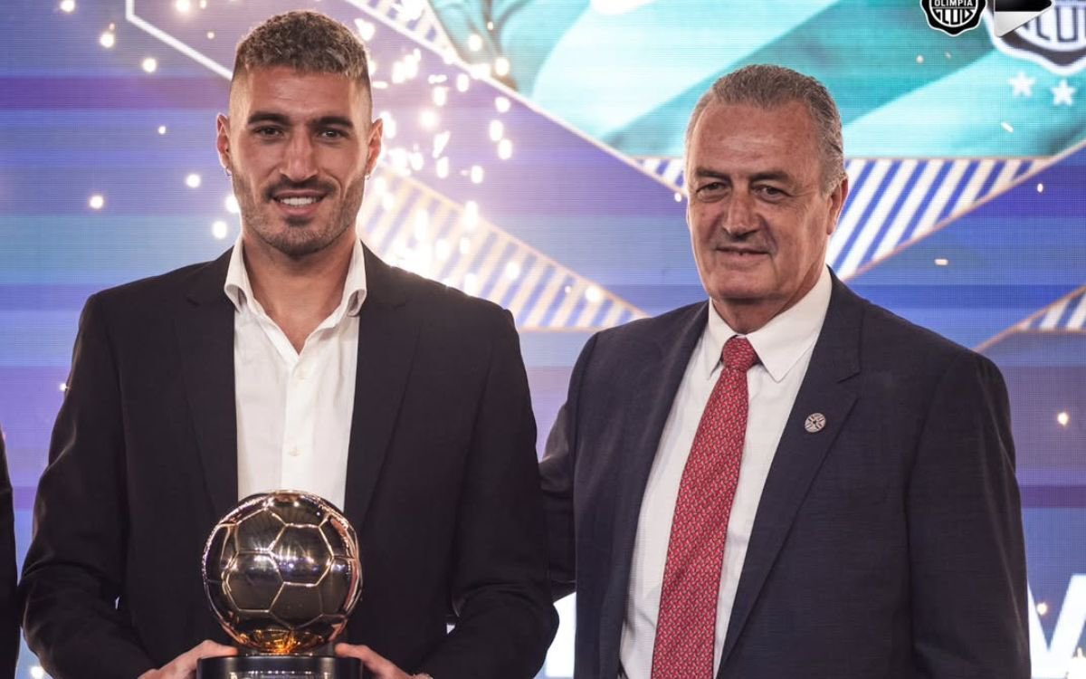 alvaroapontec's tweet photo. Gastón Olveira está entre los convocados de Gustavo Alfaro para los amistosos de la selección 🇵🇾 ante Grecia 🇬🇷 y Marruecos 🇲🇦

Había manifestado @chrisperezz7 que las chances de que sea citado eran muy altas https://t.co/Utcf4Ovrsg