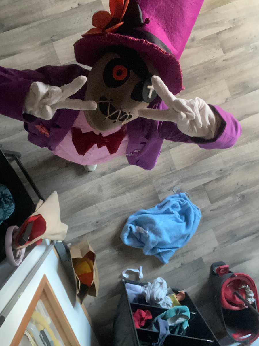 Anie/ Lady tweet media