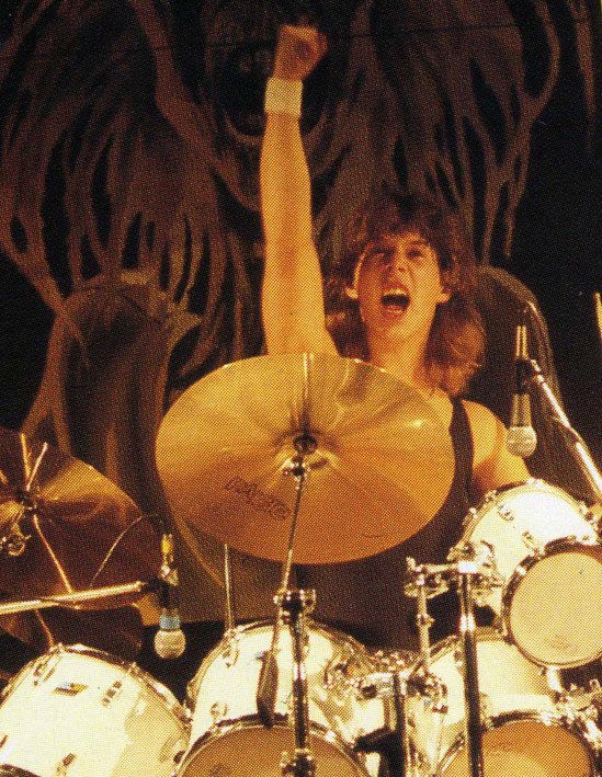 EmilysToys1's tweet photo. Today’s Mood
Wrathchild - Iron Maiden
#IronMaiden #CliveBurr #SteveHarris
https://t.co/BY2RQnd1Ib https://t.co/tFIZ9cO7s2
