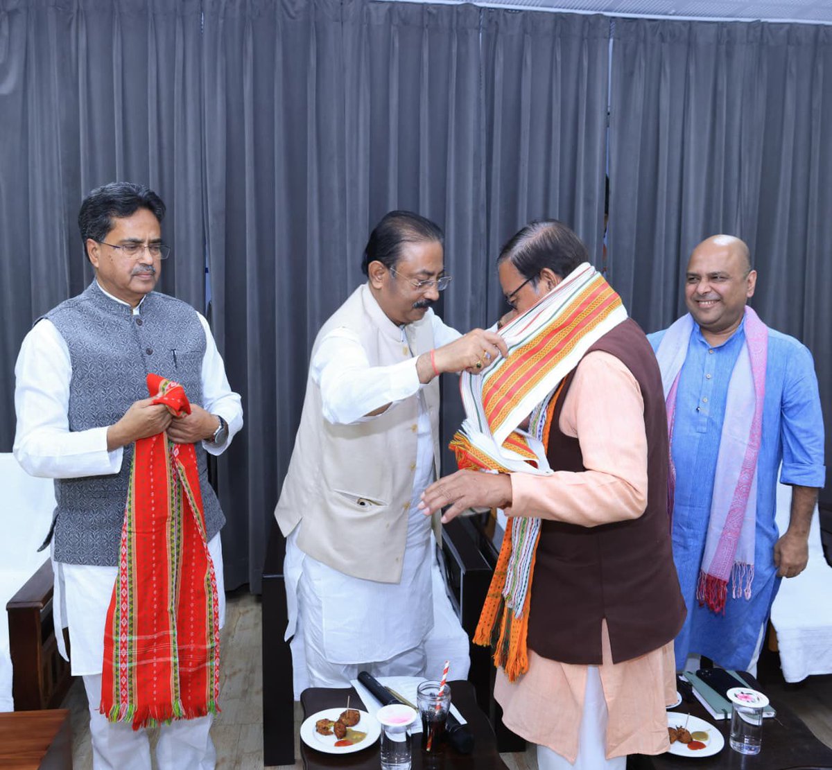 Dr Rajdeep Roy Ex MP ( MS, MCh) tweet media