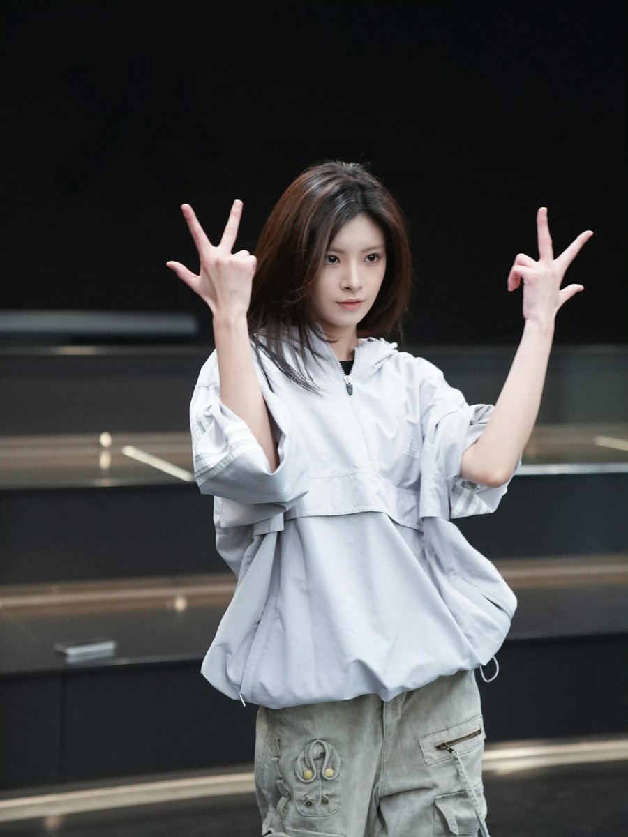 yiren pics tweet media
