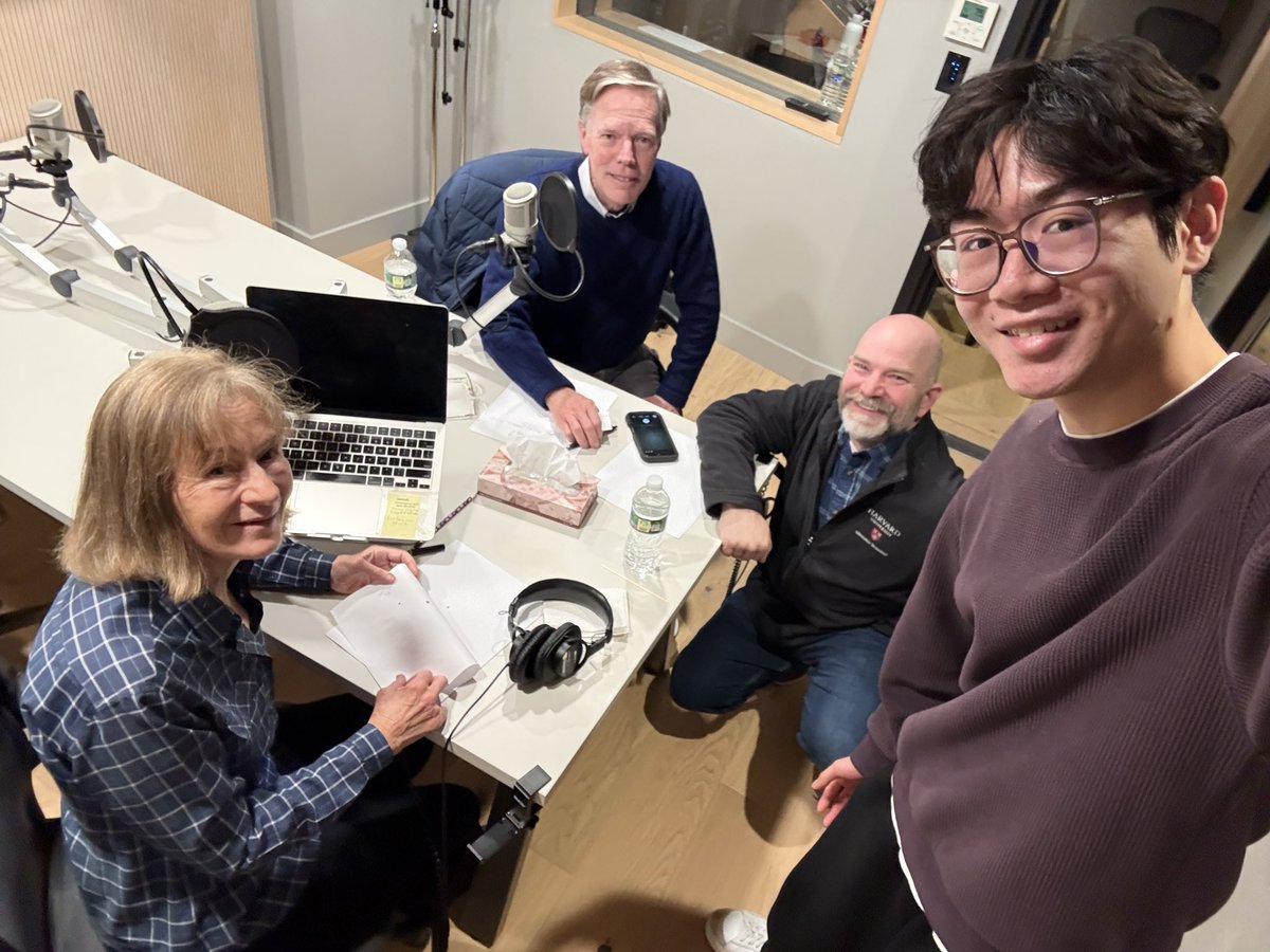 Jane Perlez tweet media