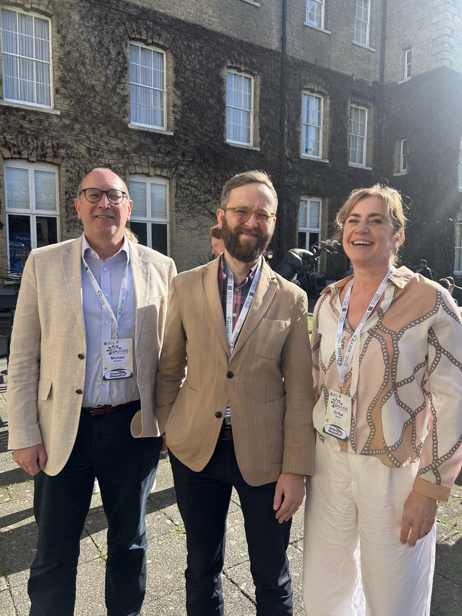 Kat Noble tweet media