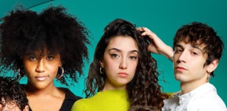 03TrashAddicted's tweet photo. Ennesima edizione in cui la categoria canto è retta dalla Cuccarini
#Amici25 https://t.co/9dZ2saLU1q