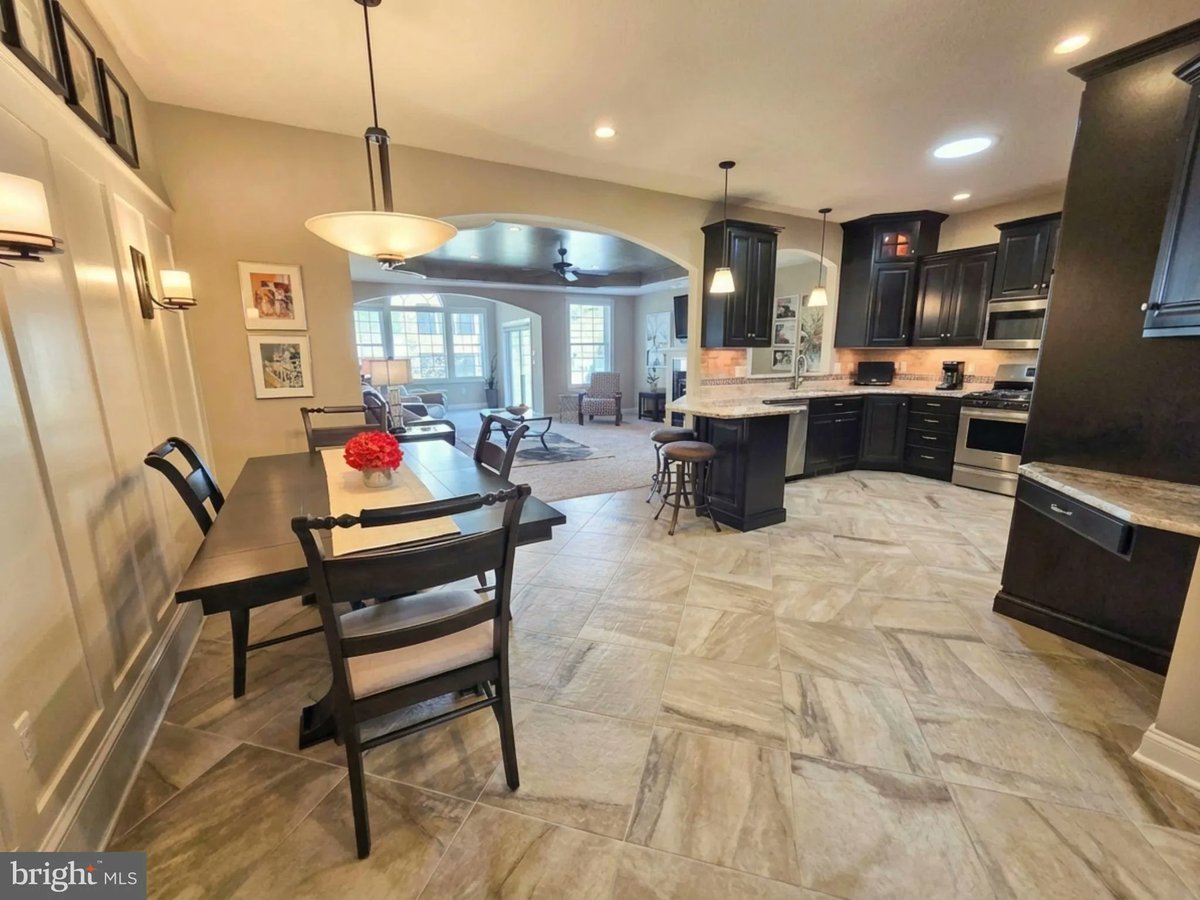 RisserGroup's tweet photo. 1349 Worthington Drive, Mount Joy, PA, 17552
3 bed | 3 bath 2983 Sq. Ft.
Active | 465000
https://t.co/5f74g9CMiW
Welcome to the Summit Pointe at Elm Tree community, where easy living is the priority. This 2014 Parade of Homes model, offers a well-designed 3-bedroom ranch... https://t.co/gVYYLpmhPK