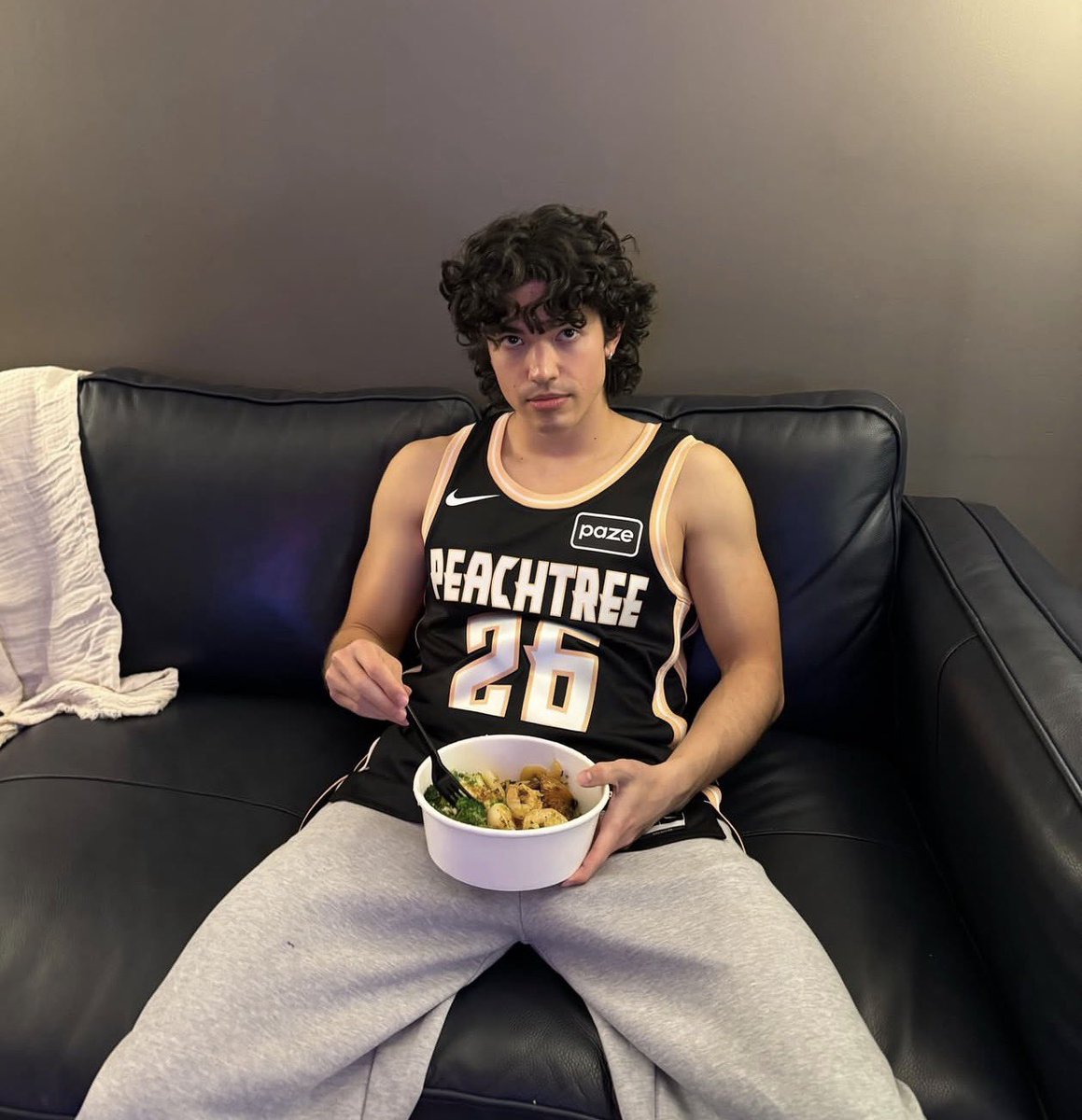 Pop Base tweet media