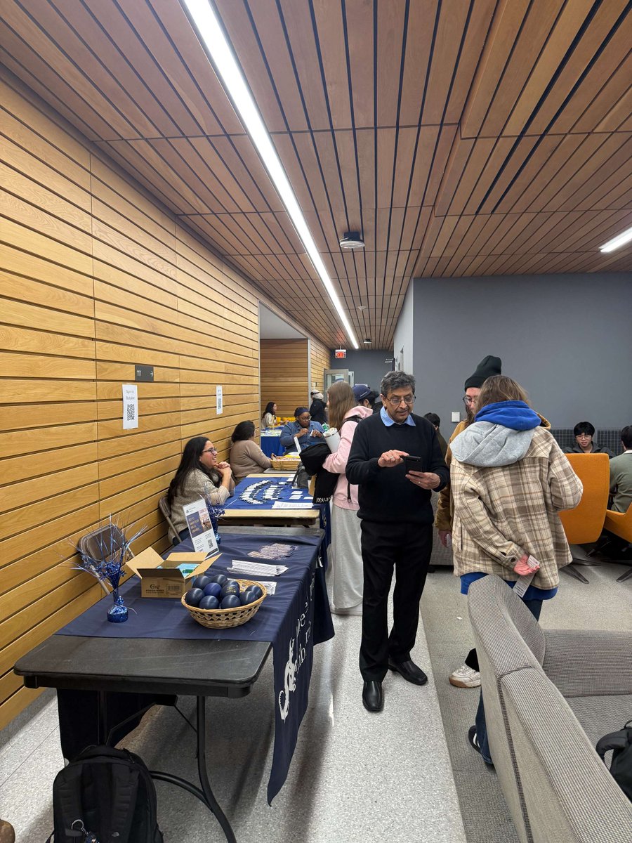 Drexel Libraries tweet media