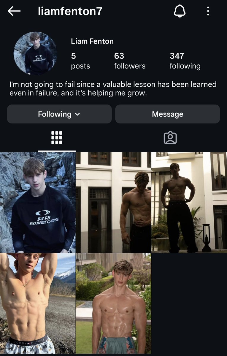 Dashedchris's tweet photo. @Naaadeey @ITSRENOGOLD Someone is using your pictures they are based in Nigeria. I just thought that you should be aware that this might be a scammer https://t.co/aqa2MBpl33