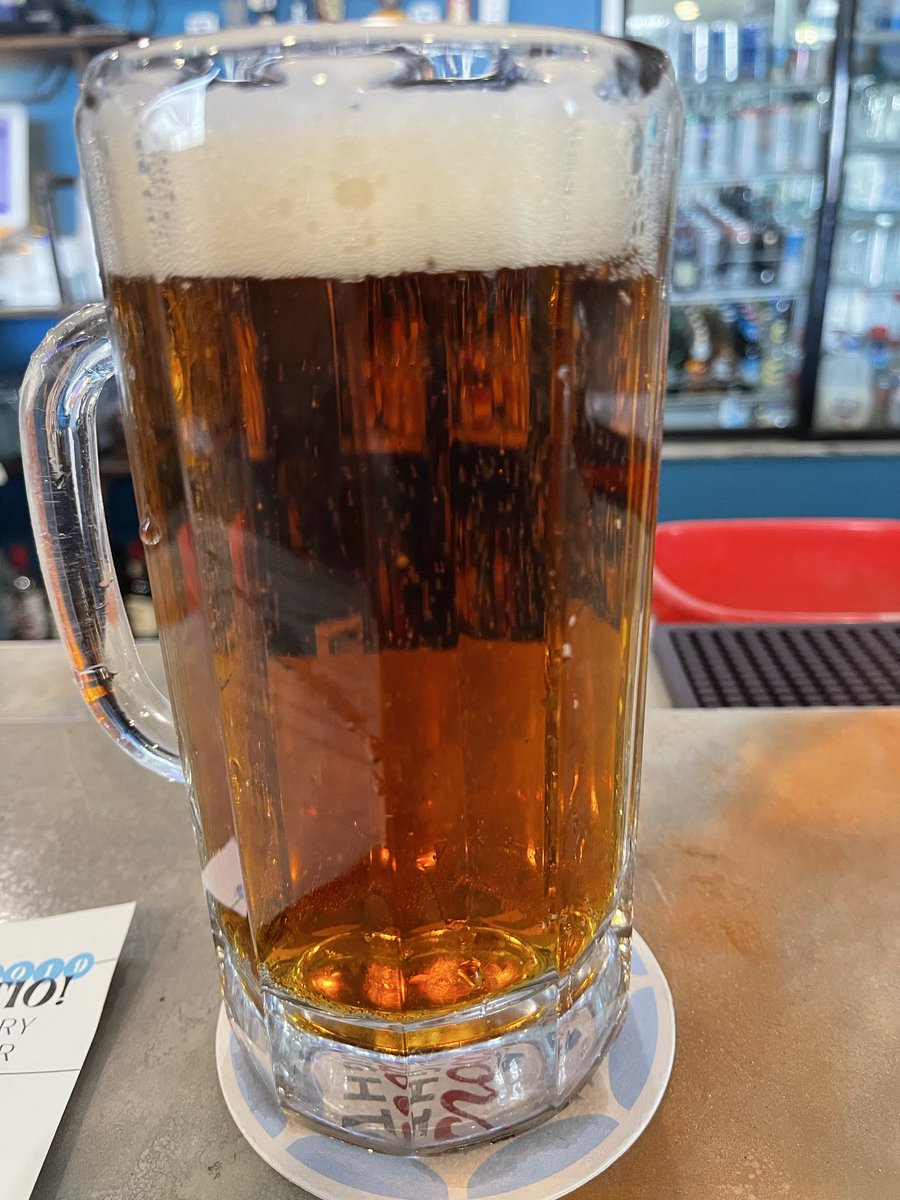 theerealginger's tweet photo. Hey @danabeers #BringBackBeers #BringBeersBack https://t.co/yHXAlPcNhT