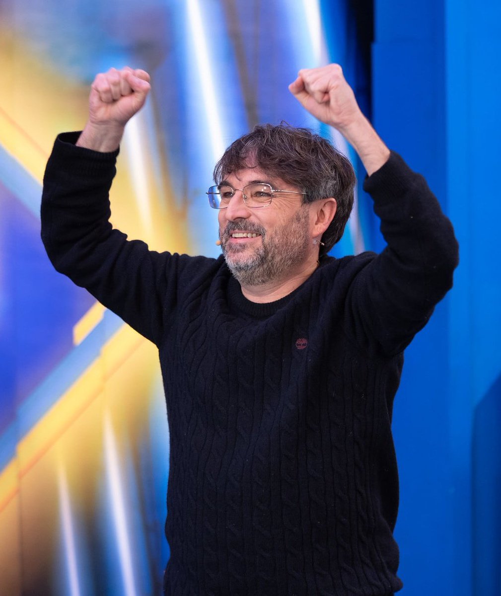 El Aguijón 🐝 tweet media