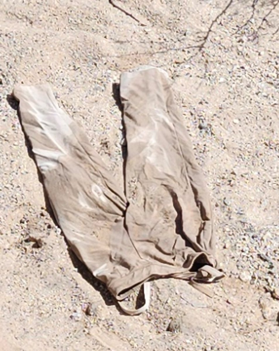 JLRINVESTIGATES's tweet image. Pants &amp;amp; knee brace found in a wash by Annie Guthrie &amp;amp; Tommaso's home. We notified authorities.