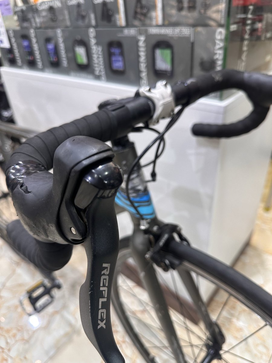 MicroMobilityPL's tweet photo. ▫️ For #sale SINPEED
Road Aluminium 16S SHIMANO ACERA
Frame: 54cm
Wheels: 700C
*Price 1380SR With VAT*
It has been fully serviced.
#دراجتي_للبيع #MicroMobility
@my_bicycle2

https://t.co/FEuDOnyH5G https://t.co/c2LaZNyzxC