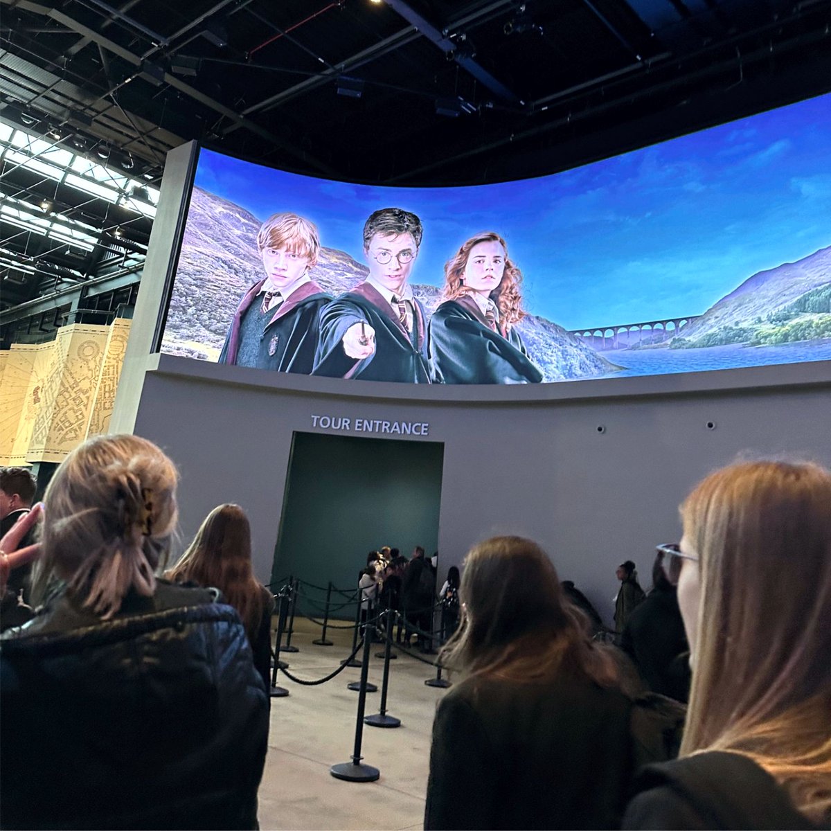 CowleySLAT's tweet photo. The English department at Cowley Academy arranged a fantastic trip for a lucky group of Year 8 students to visit 'The Making of Harry Potter' at the Warner Bros Studio Tour in London.

Read more: https://t.co/om1h0jAQk5 https://t.co/PURvYdKNTs