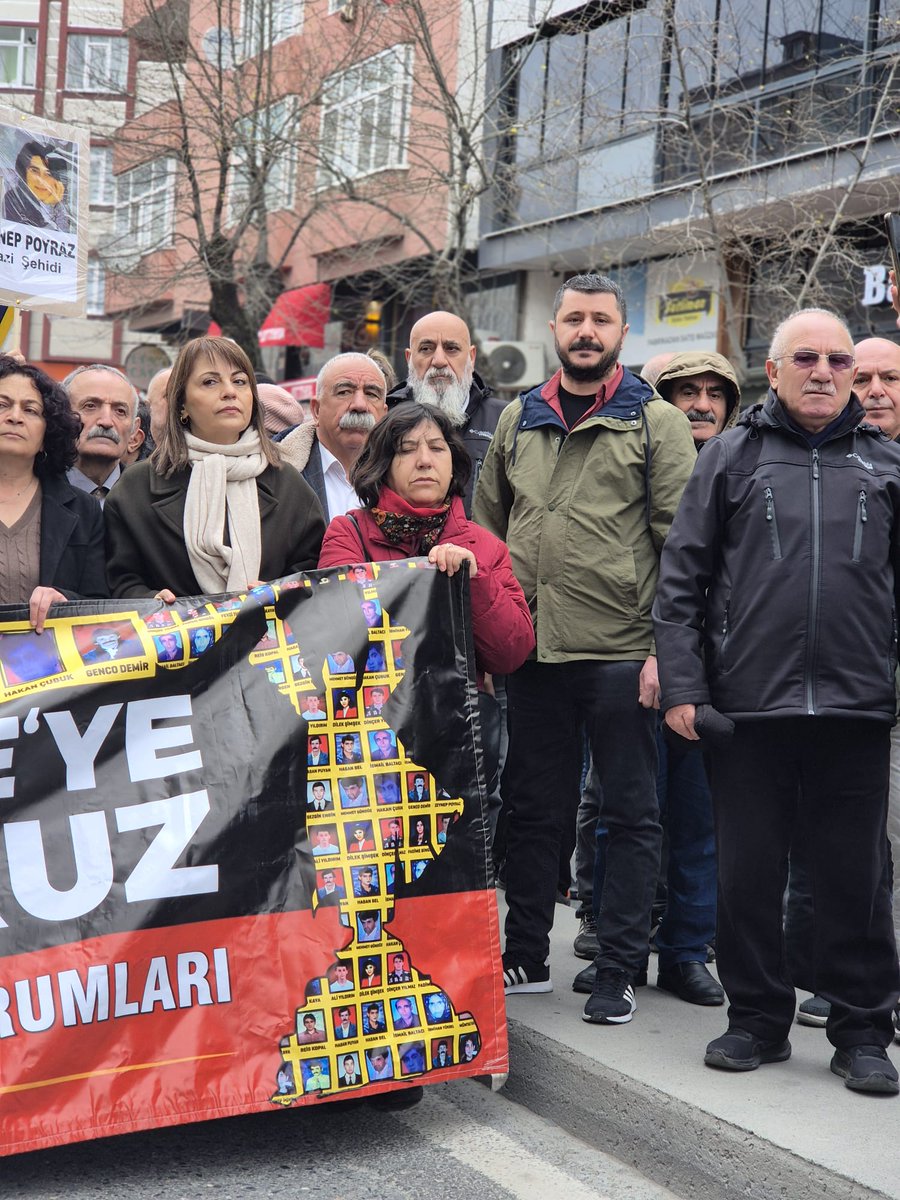 EngelsizCHP's tweet photo. Engelli Hakları ve İnsan Hakları Komitelerimiz, Gazi Katliamı anmasına katılarak katliamcıların ve bu katliamın sorumlularının hesap vermesi için düzenlenen yürüyüşe destek verdi. https://t.co/BduWZMFOLj