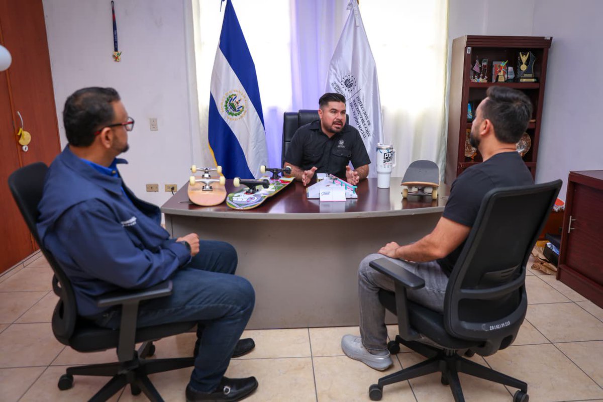 Reconstrucción del Tejido Social 🇸🇻 tweet media