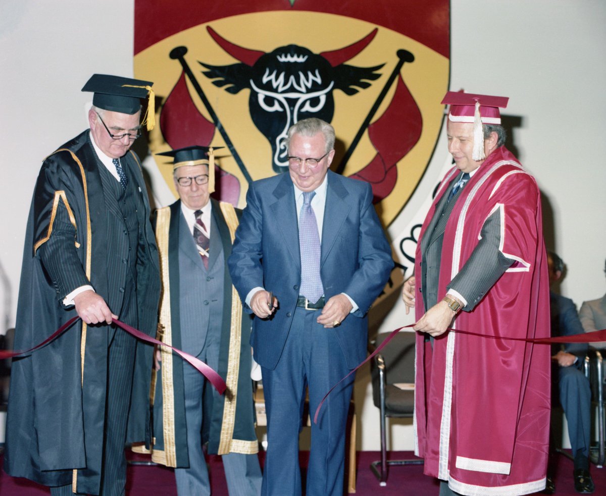 UCalgary Libraries and Cultural Resources tweet media