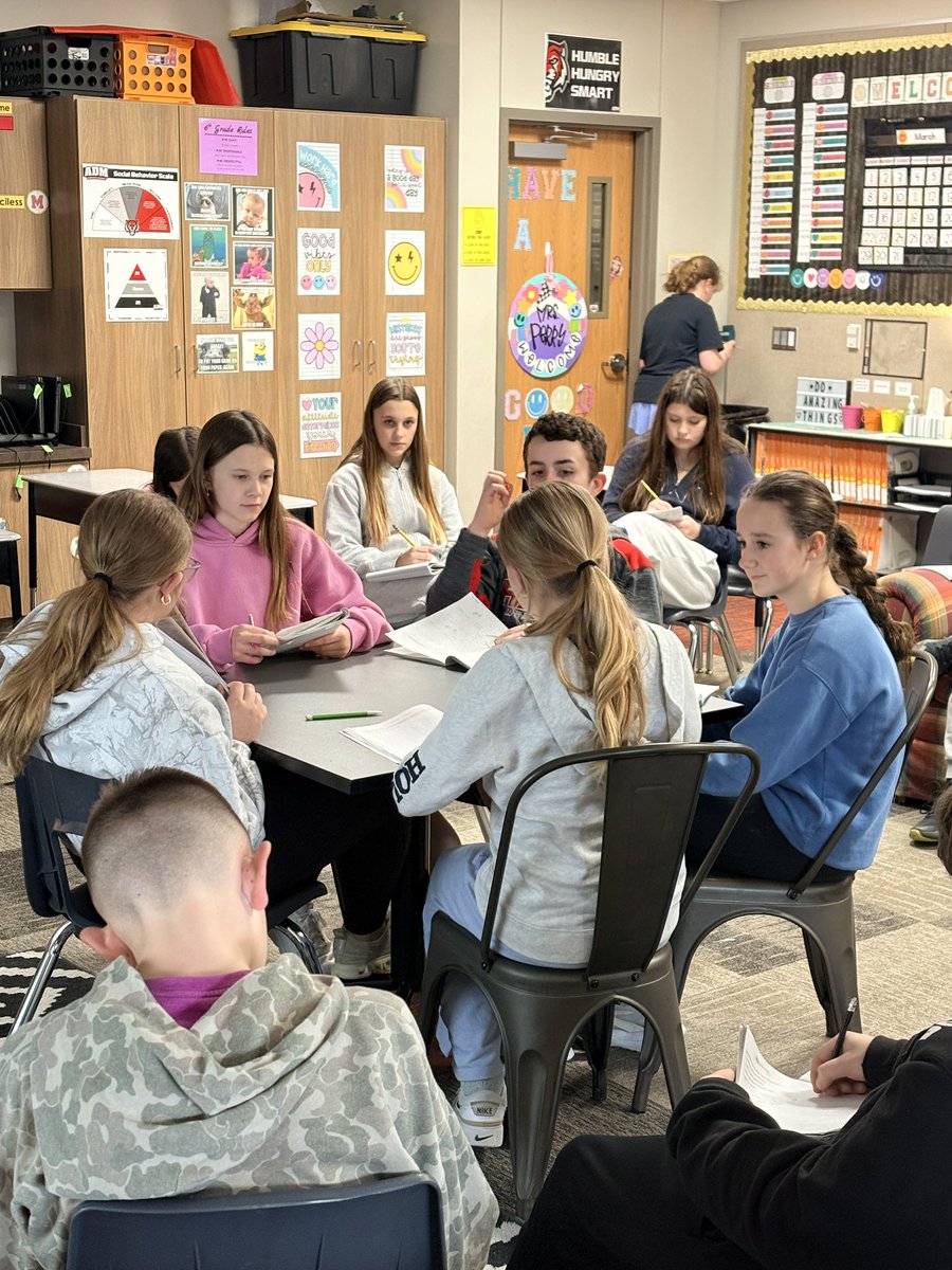 6PerryADM's tweet photo. Thinking critically about theme in our current ELA novel study with a fishbowl discussion! So proud of these 6th graders! 🤔🗣️📖

#iteach6thgrade #amplifyela #elateacher #habitsofdiscussion https://t.co/NjyCz2nxwz