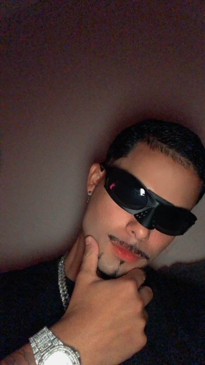 _mts7777's tweet photo. Me SEGUEM LÁ TROPA LINK ABAIXO 🔥

https://t.co/EiniC64wbI https://t.co/yJW5UeqFL9