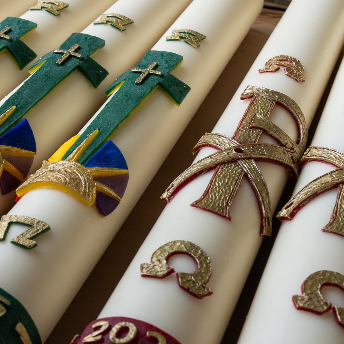 Enhance the #PaschalCandle!✝️

Have the #Church #Paschal make an impact this season, upgrade from transfer to #handmade #waxrelief, choose from our wide range of high quality designs - With only 3 weeks to #Easter, buy now to guarantee delivery in time!

hfltd.com
