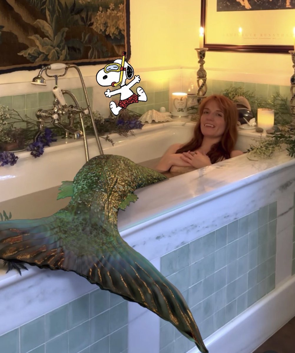 snoopy & flo ✨ tweet media