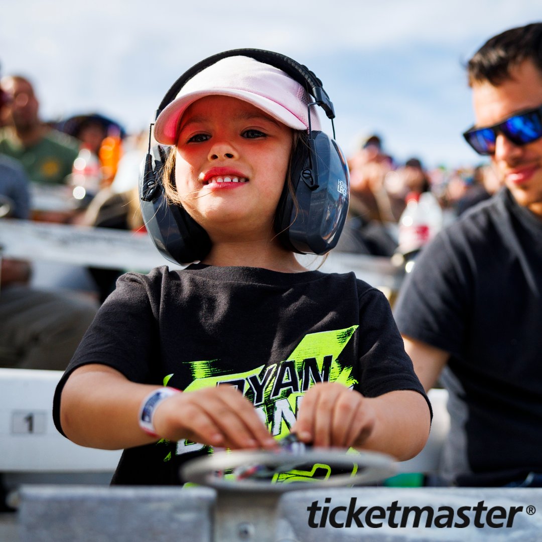 New Hampshire Motor Speedway tweet media