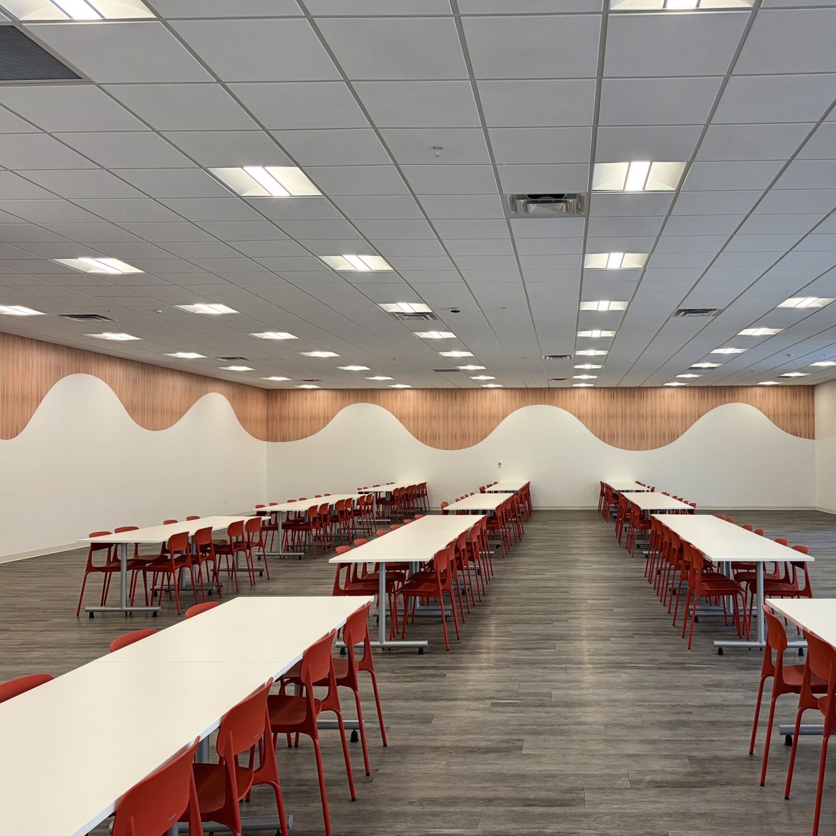 DenhamBlythe's tweet photo. This Week’s Highlight: Nissin Foods
This new 640,000 SF facility fitup finished up with stunning results! This plant includes labs, mfg zones, lunchrooms, and more. We are especially proud of our partnership with Maeda and Nissin Foods for this project!
#HardHatsandHighlights https://t.co/QxK6sciMYt