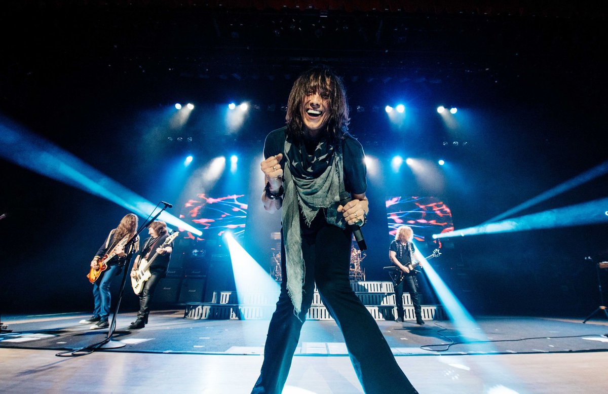 TESLA™ tweet media