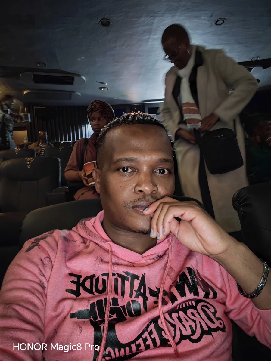 PhilMphela's tweet image. Out and about... 

At the premiere screening of #BBCEarthSA new nature doccie series #Kingdom. 

Courtesy of @BBCS_Africa