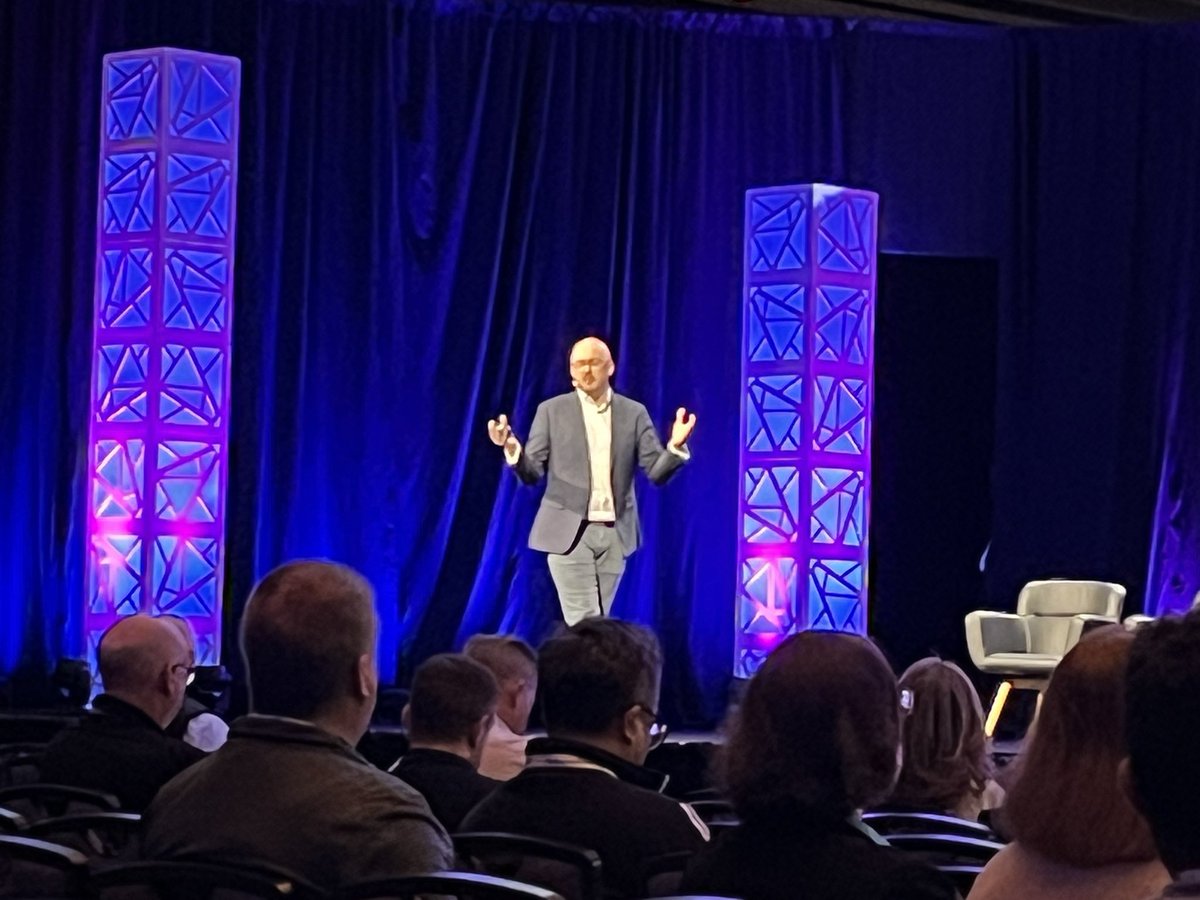 Enterprise Connect tweet media