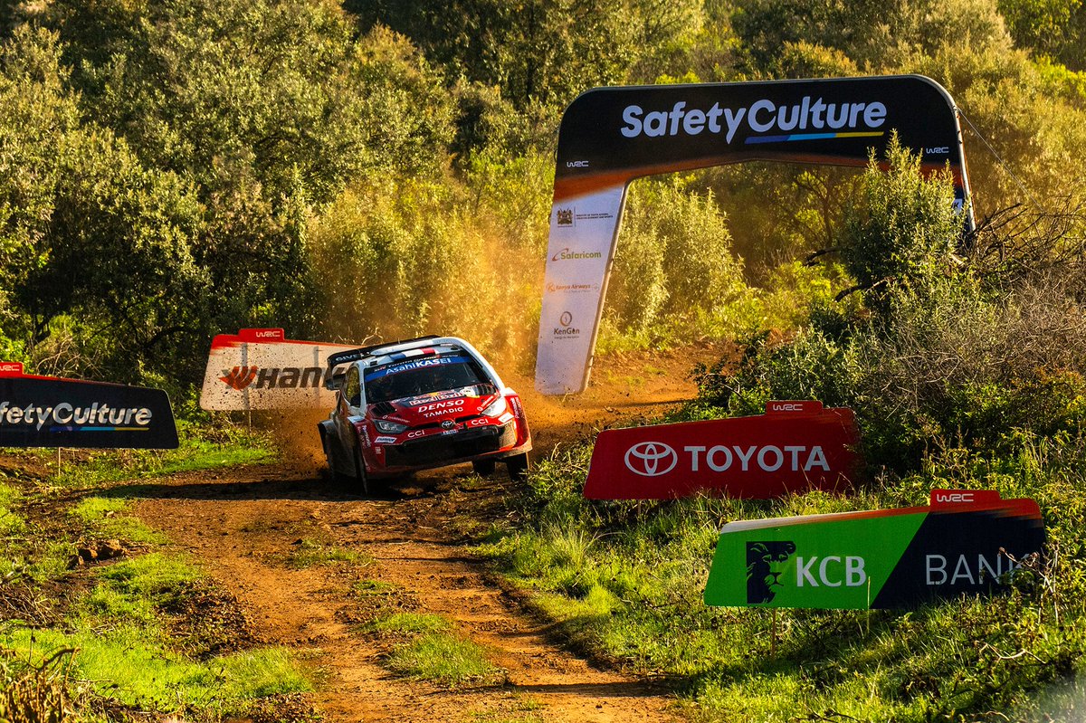 Sébastien Ogier tweet media