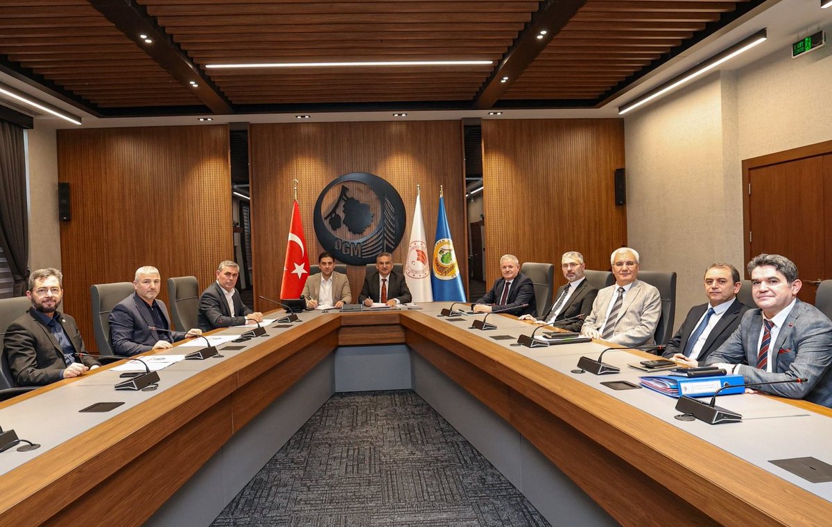 sabri_kizilkaya's tweet photo. Orman Genel Müdürlüğü Personeline verilecek"Koruyucu Giyim ve Donanım Malzemelerine" ilişkin Yönerge,Orman Genel Müdürlüğü ve Yetkili Sendika Toç Bir-Sen komisyon üyelerimizin 12/03/2026 tarihinde gerçekleştirdiği toplantı ile tamamlanmıştır

@OGMgovtr Çalışanlarına Hayırlı Olsun https://t.co/9gludbKglo