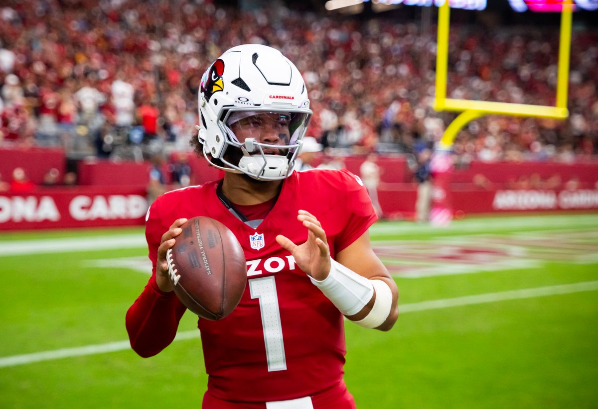 Latest on Kyler Murray to the #Vikings from ESPN's Adam Schefter...

"I would imagine we'll hear about a Kyler Murray deal [with the Vikings] later today."

😎