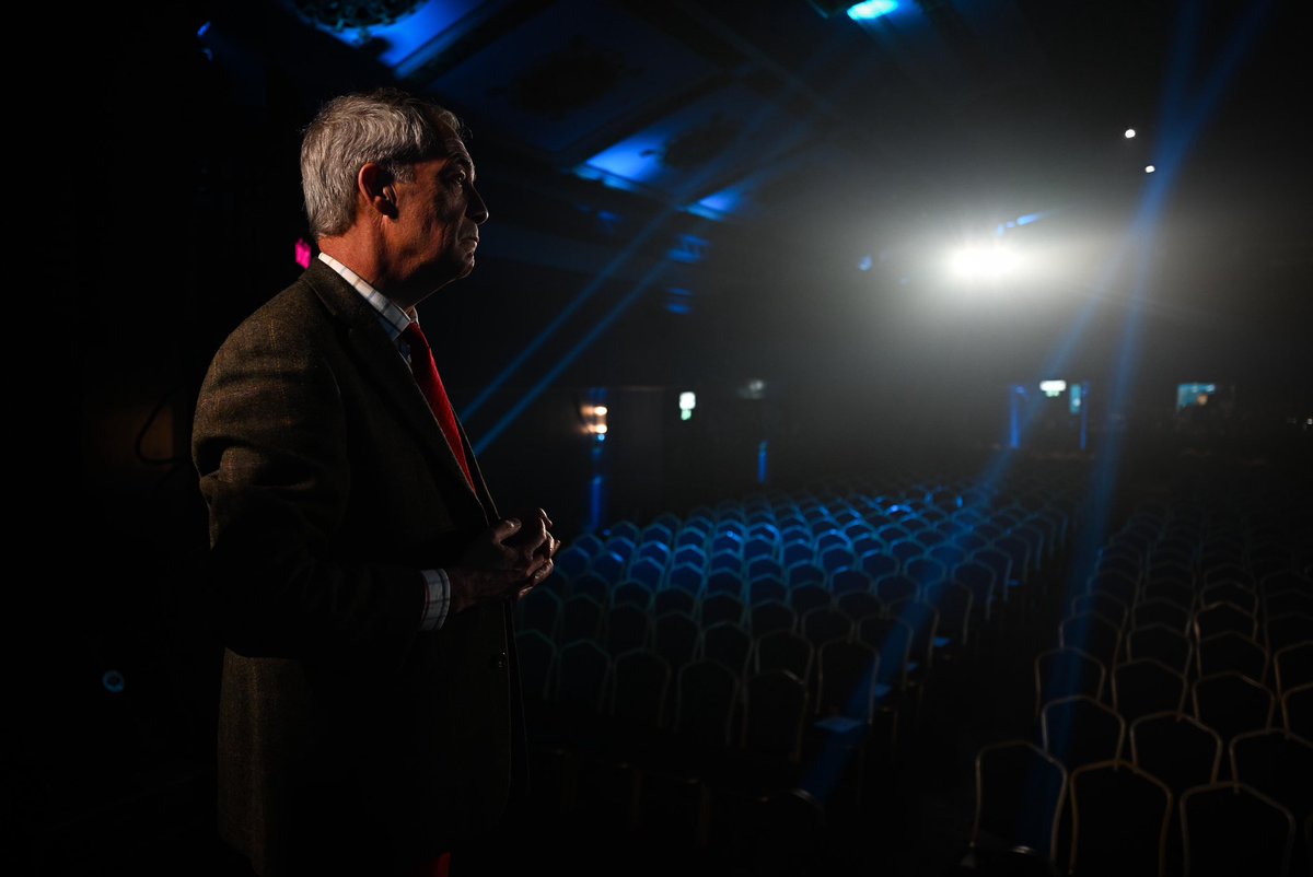 Nigel Farage MP tweet media