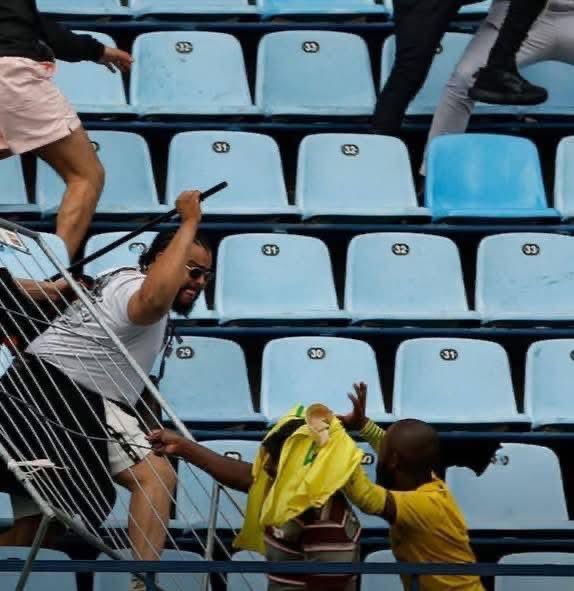 Kwazibusele tweet media