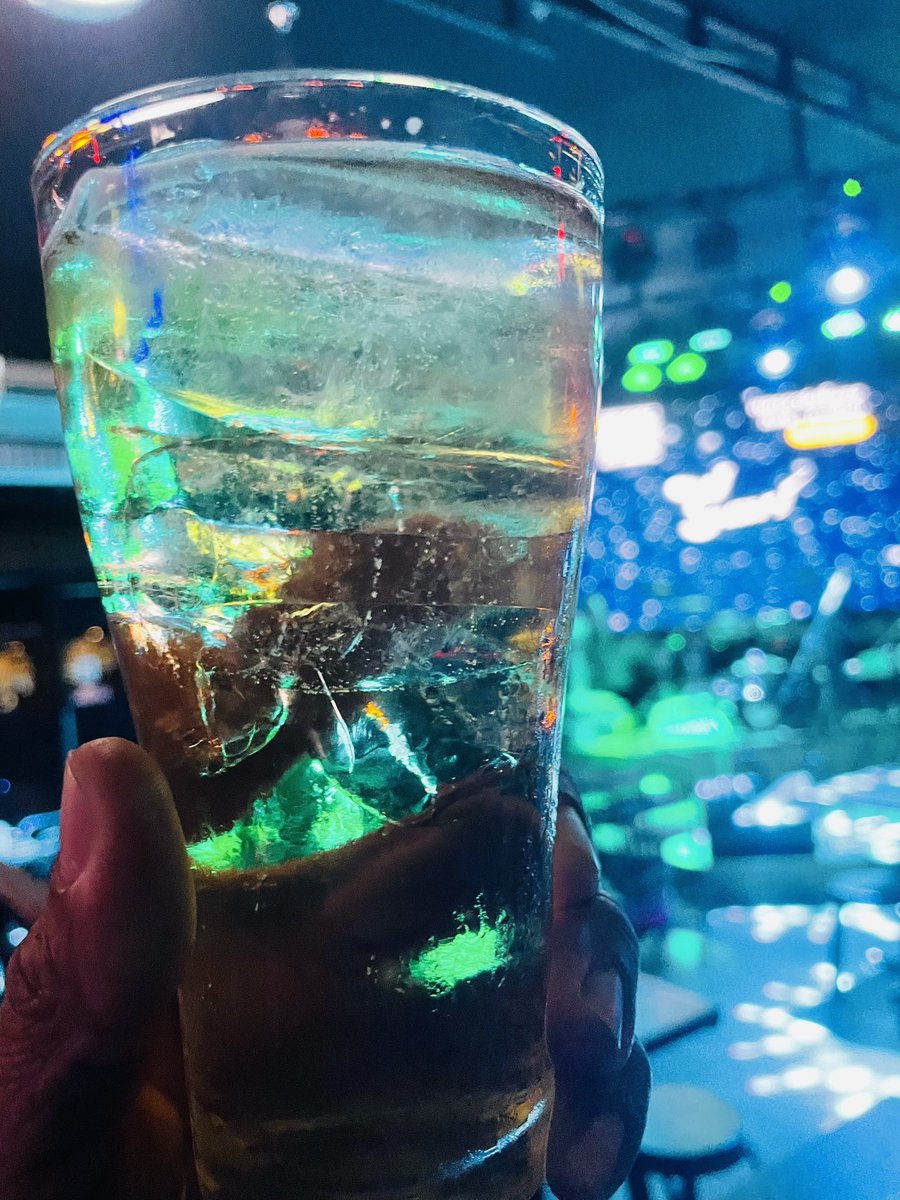 Theodore /3 tweet media