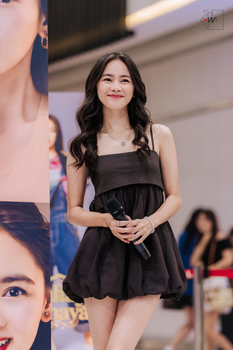 🔥TEASERS!!! TEASERS!!! TEASERS!!! 🔥

260312 Ashtine at Poster Unveiling - Rob Galleria South

📍 Robinsons Galleria South
📸 Shiawase

#AshtineOlviga #AshtineMeetAndGreet #AshtineAtRobGalSouth #AshtinePostersUnveiling #TheNationsMutya <a href="/ashlingsofc/">Ashlings Official</a>