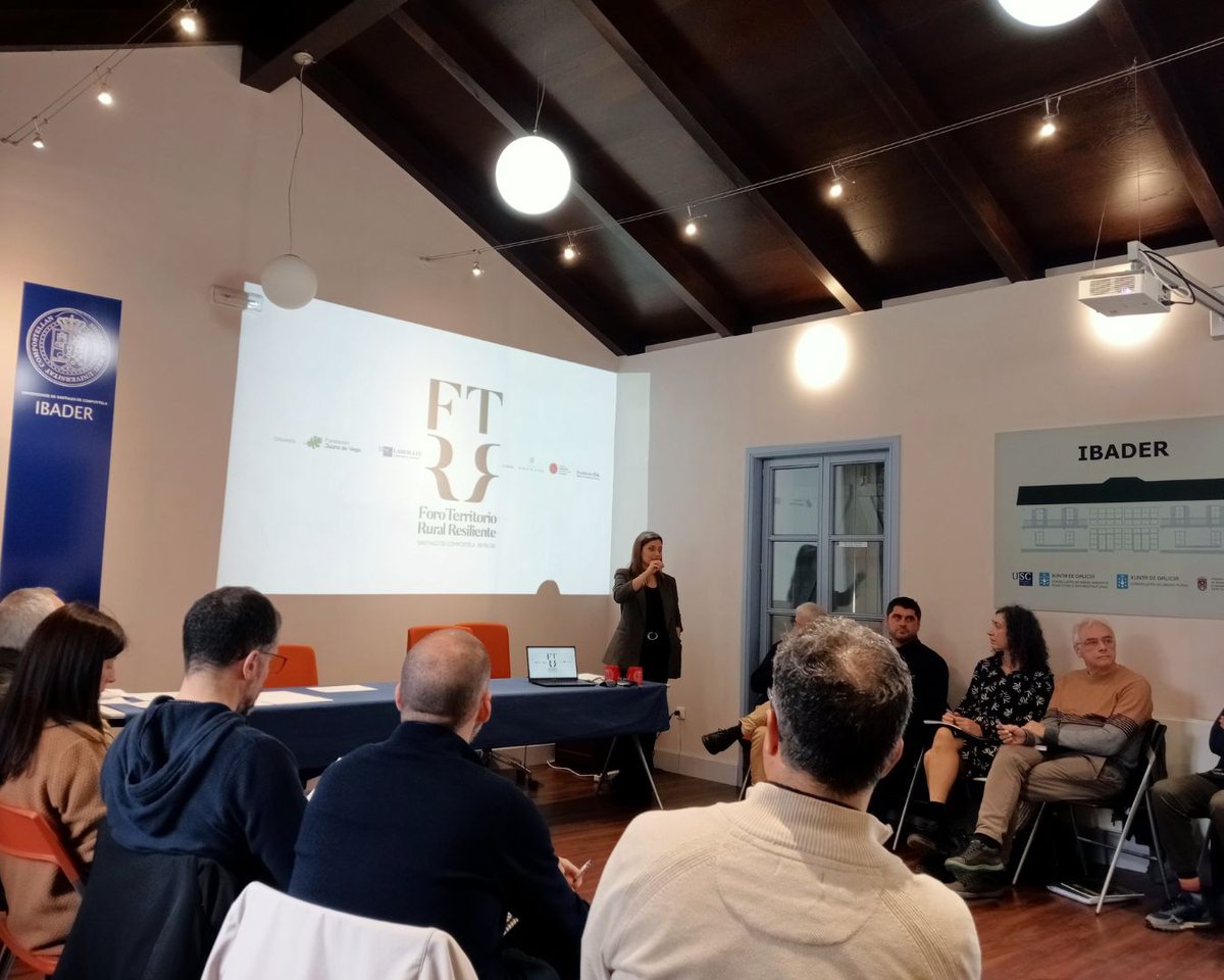 Fundación Juana de Vega tweet media