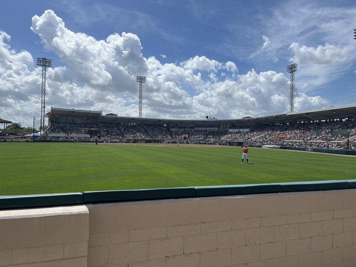 Eric Wayne tweet media