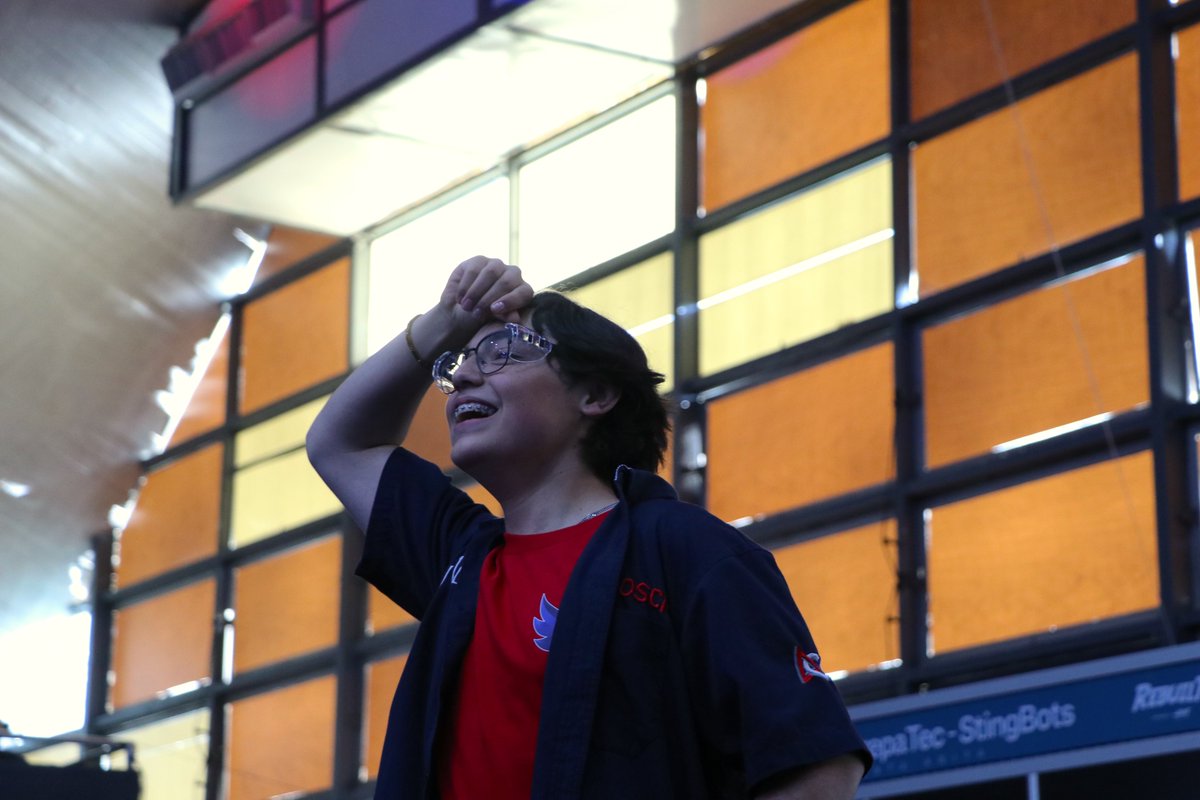 PrepaTecMty's tweet photo. ¡Comenzó #REBUILT! 🤖🧭
43 equipos de todo el país llegan a Monterrey a la competencia de robótica más esperada.
🧵 Sigue la experiencia aquí.
#FIRSTMX #PrepaTecMty https://t.co/xLefFIGppc