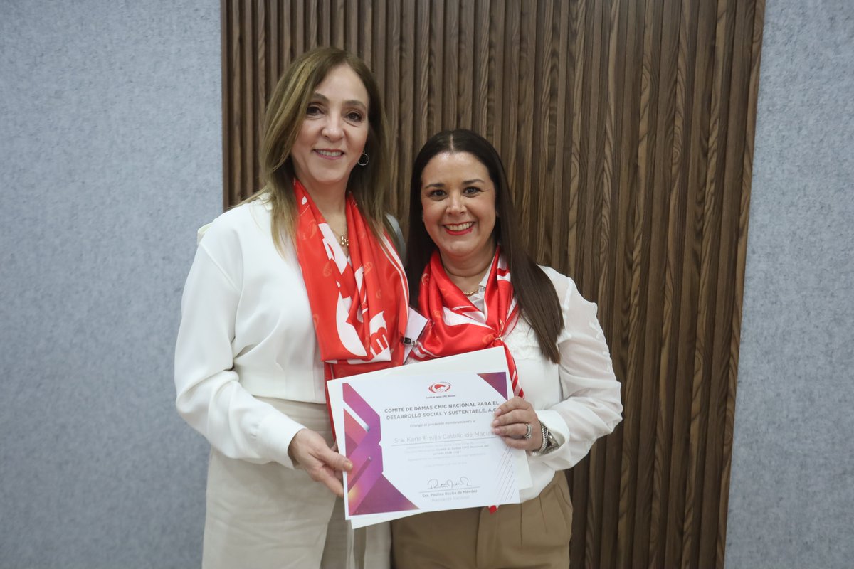 DamasCMIC's tweet image. El pasado 05 de marzo Comité de Damas CMIC Nacional reconoció el #trabajo y #dedicación de cada una de nuestras ex presidentas delegacionales. 💐✨
Además de dar la bienvenida y desear la mejor de las suertes a las nuevas #integrantes que se unen en este periodo 2026-2027. 💖