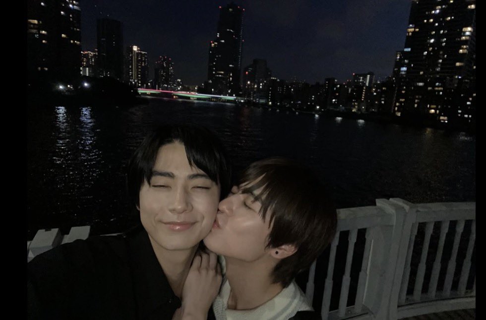 yu4so8's tweet photo. 最初のキスは
棗さんの方から🥹❤️

#ドラマコスラバ https://t.co/hNcpP8Vyg9