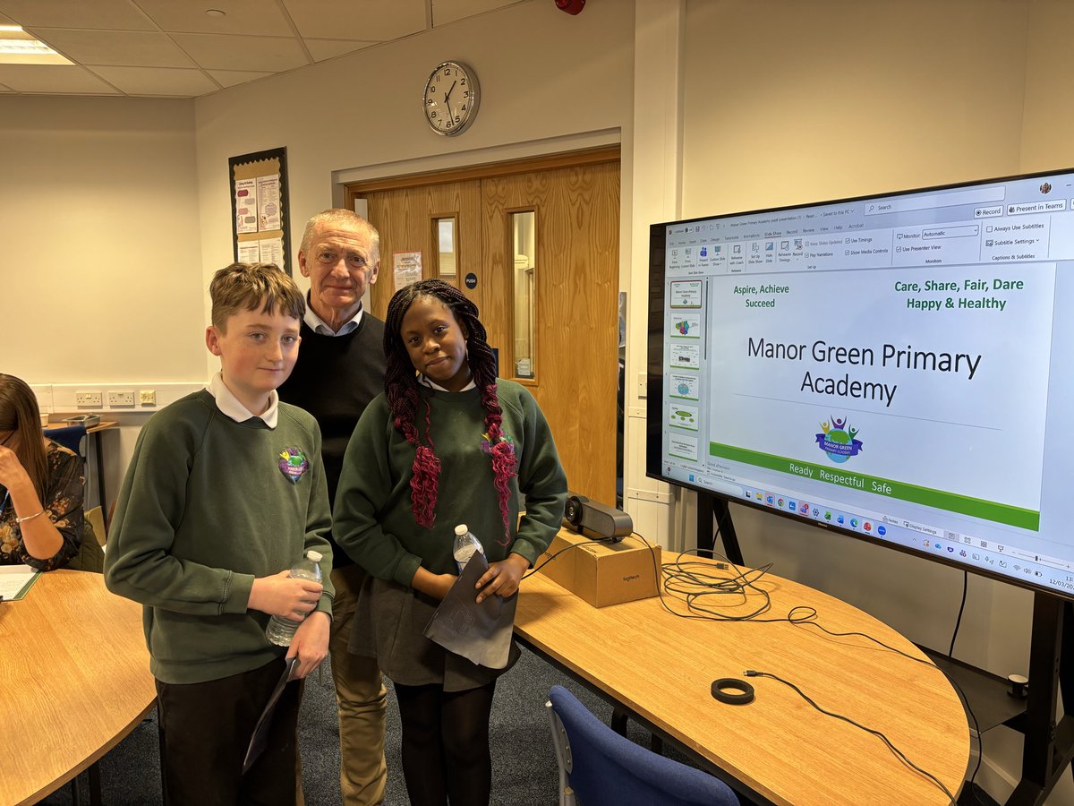 TeamManorGreen's tweet photo. So proud of our Pupil Parliamentarians presenting to @FocusTrust1 Board of Trustees all about our wonderful school. They did such a great job. 👏 👏👏 https://t.co/VyFVEDxyl0