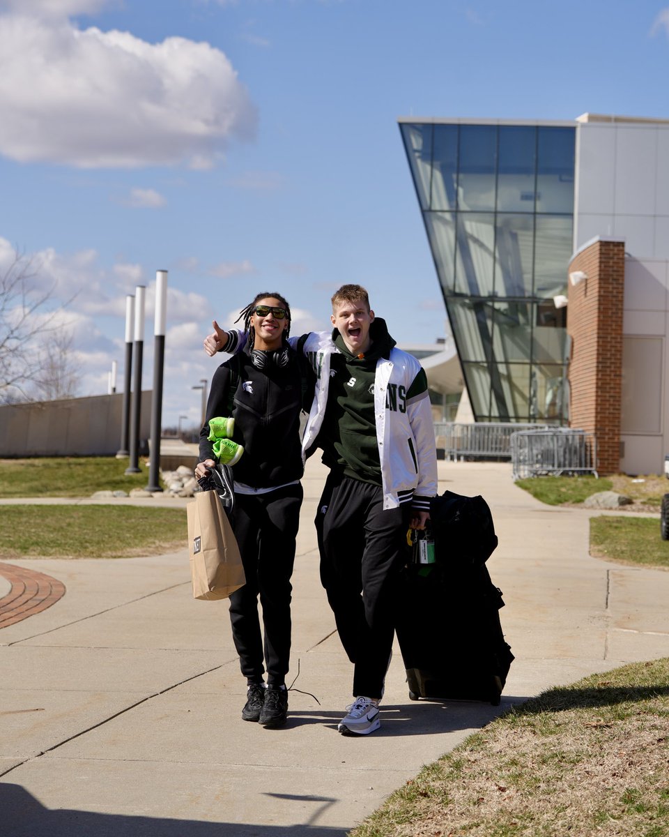 MSU_Basketball's tweet photo. Next stop: Chicago 🏙️ https://t.co/ejwXqJLNt3
