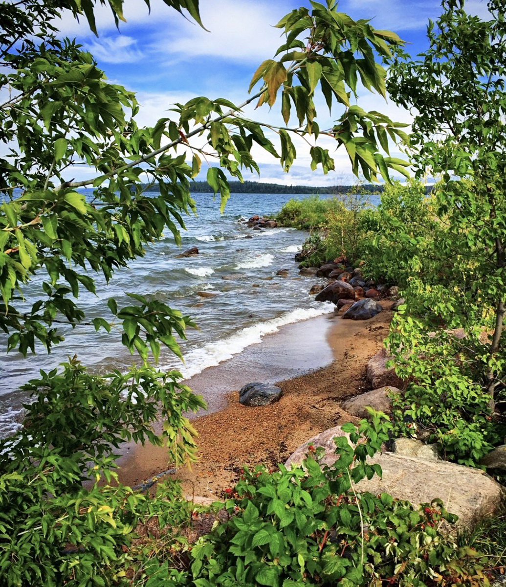 ChristinaKottm2's tweet image. In the Summer, our Northern Lake reveals its beauty in full splendour. ☀️